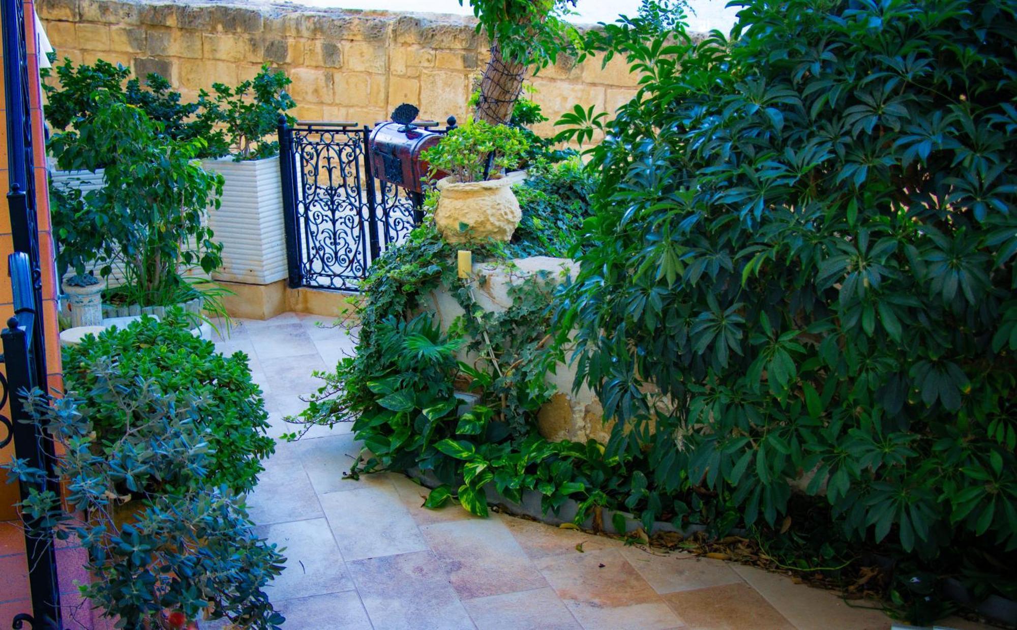 Seagull Birgu - Waterfront Home Екстер'єр фото