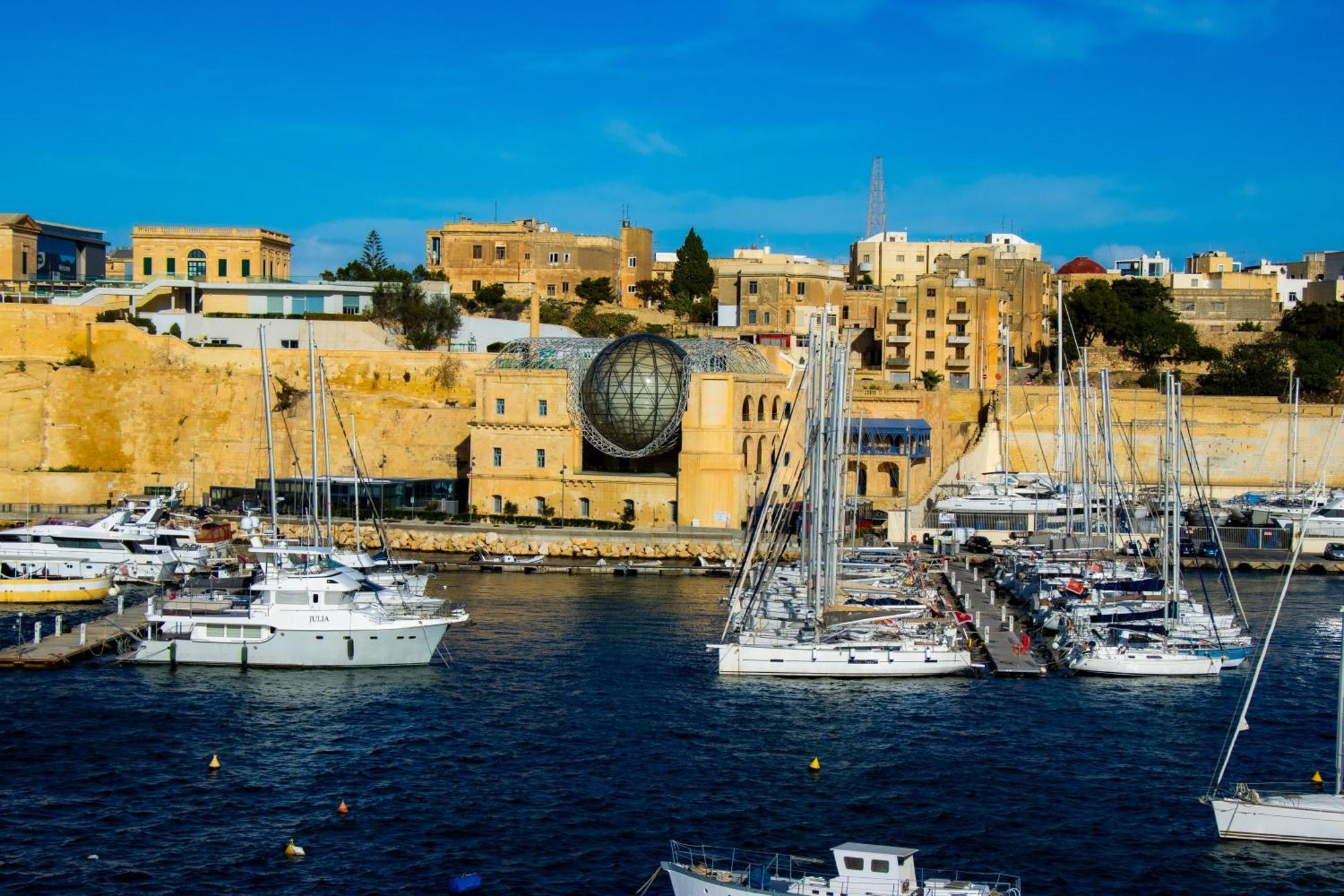 Seagull Birgu - Waterfront Home Екстер'єр фото