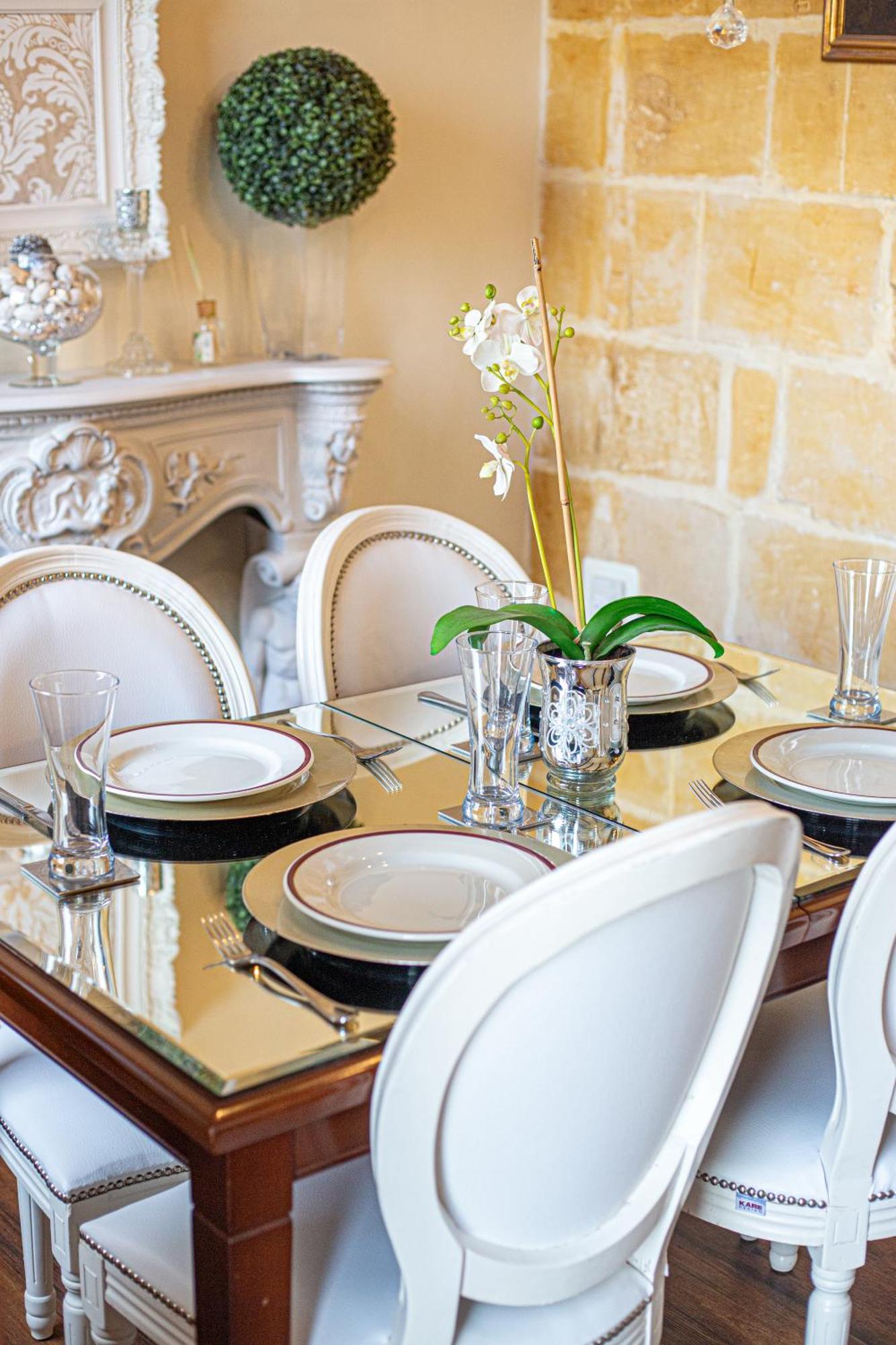 Seagull Birgu - Waterfront Home Екстер'єр фото